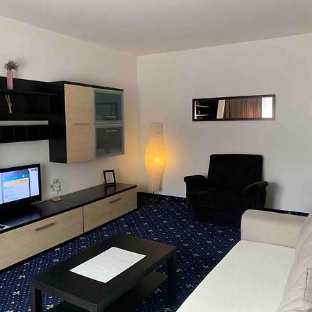 Cozy & Warm Studio Bucureşti Ngoại thất bức ảnh