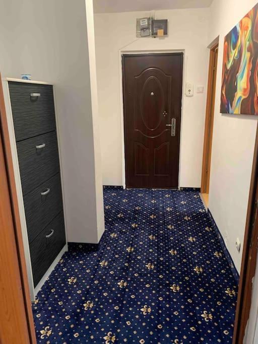 Cozy & Warm Studio Bucureşti Ngoại thất bức ảnh