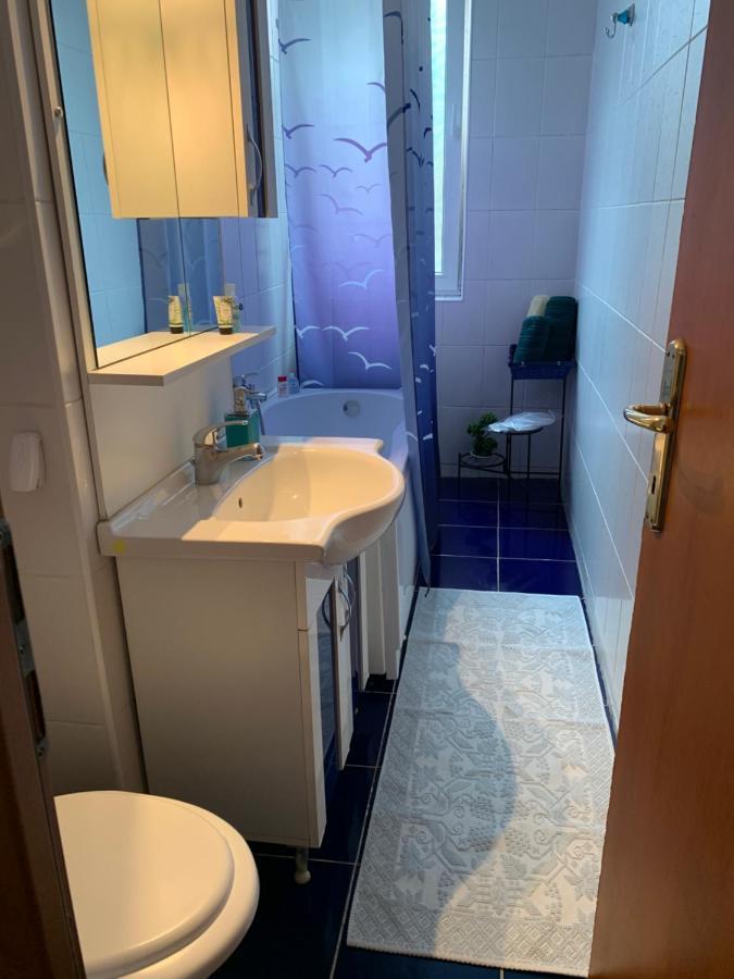 Cozy & Warm Studio Bucureşti Ngoại thất bức ảnh