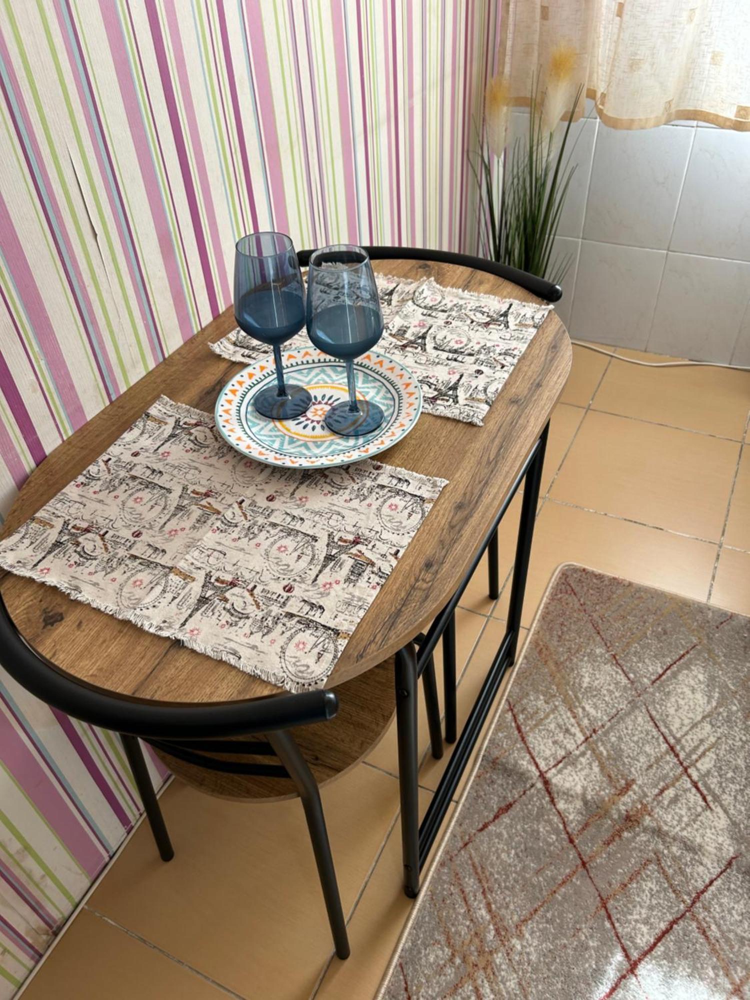 Cozy & Warm Studio Bucureşti Ngoại thất bức ảnh